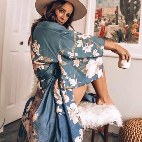 COPY - New! Blue Floral Duster Kimono - Picture 1 of 9